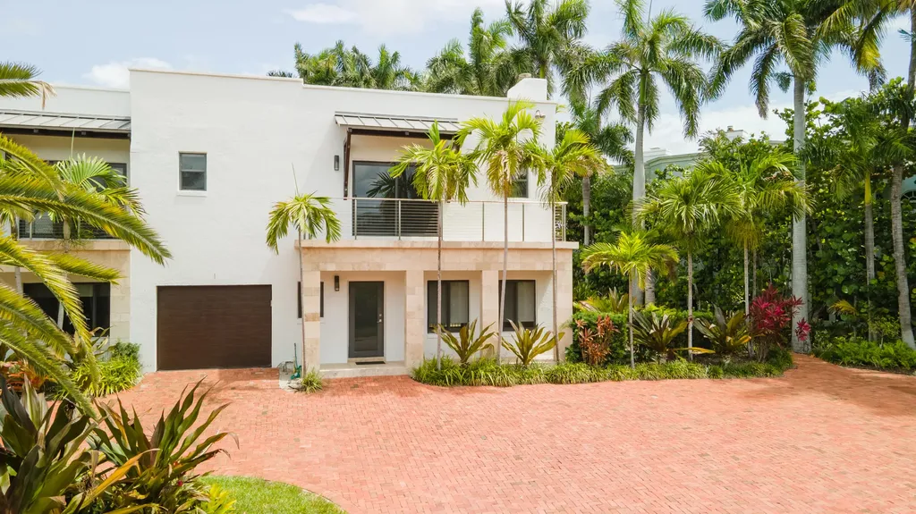1121 Bel Air Drive Highland Beach FL 33487