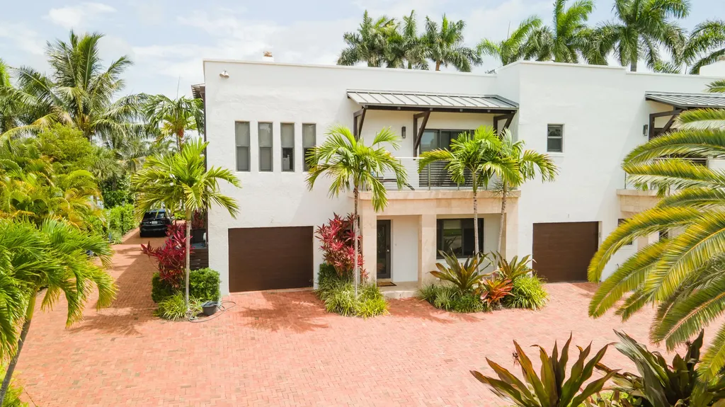 1121 Bel Air Drive Highland Beach FL 33487