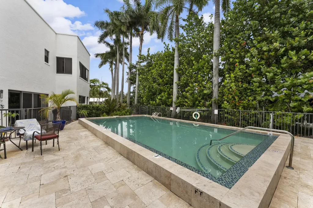 1121 Bel Air Drive Highland Beach FL 33487