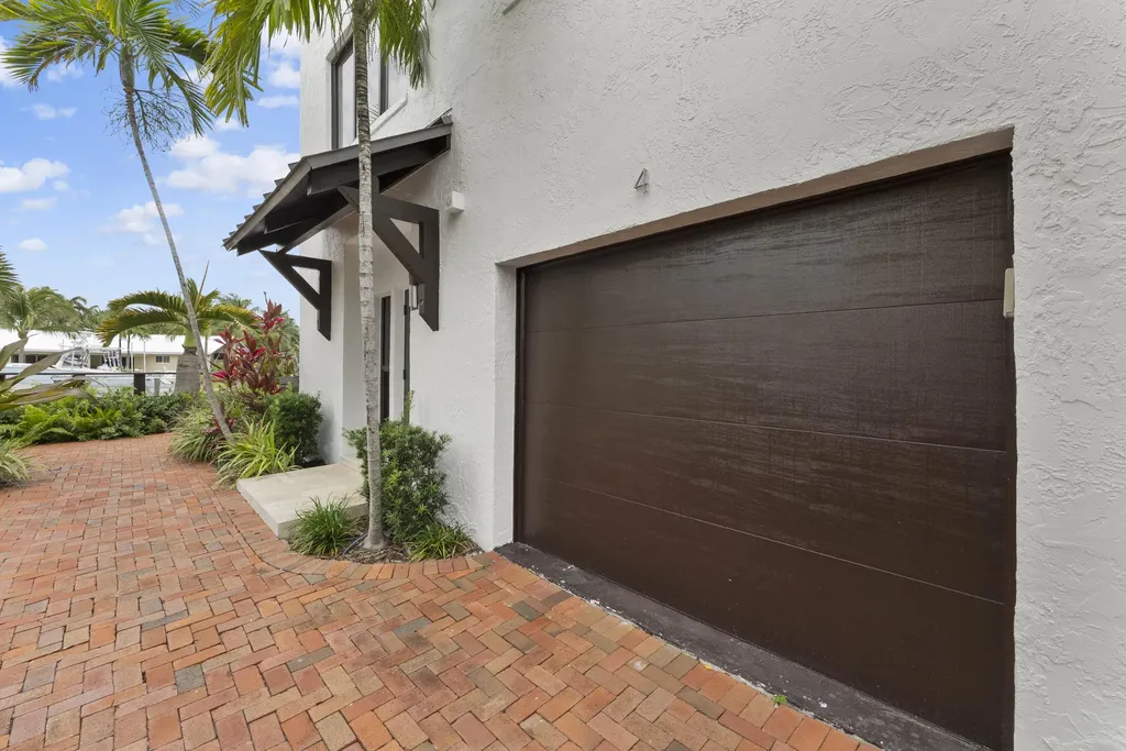 1121 Bel Air Drive Highland Beach FL 33487