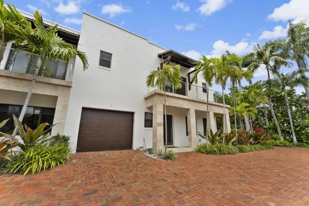 1121 Bel Air Drive Highland Beach FL 33487
