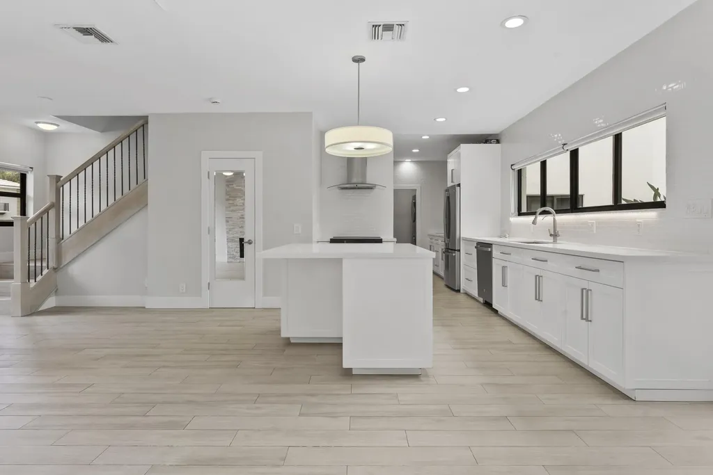 1121 Bel Air Drive Highland Beach FL 33487