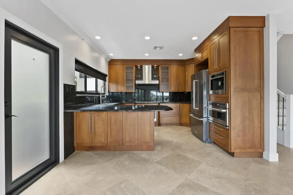 1121 Bel Air Drive Highland Beach FL 33487