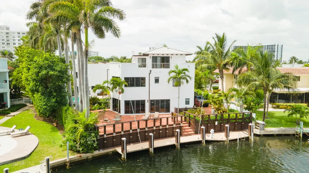 1121 Bel Air Drive Highland Beach FL 33487