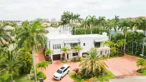 1121 Bel Air Drive Highland Beach FL 33487