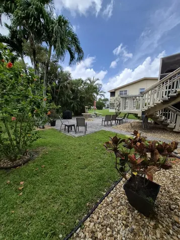 87 Bedford D West Palm Beach FL 33417