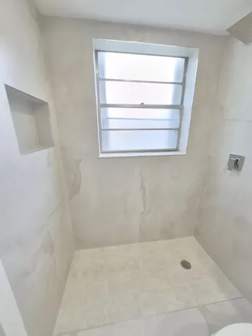 87 Bedford D West Palm Beach FL 33417