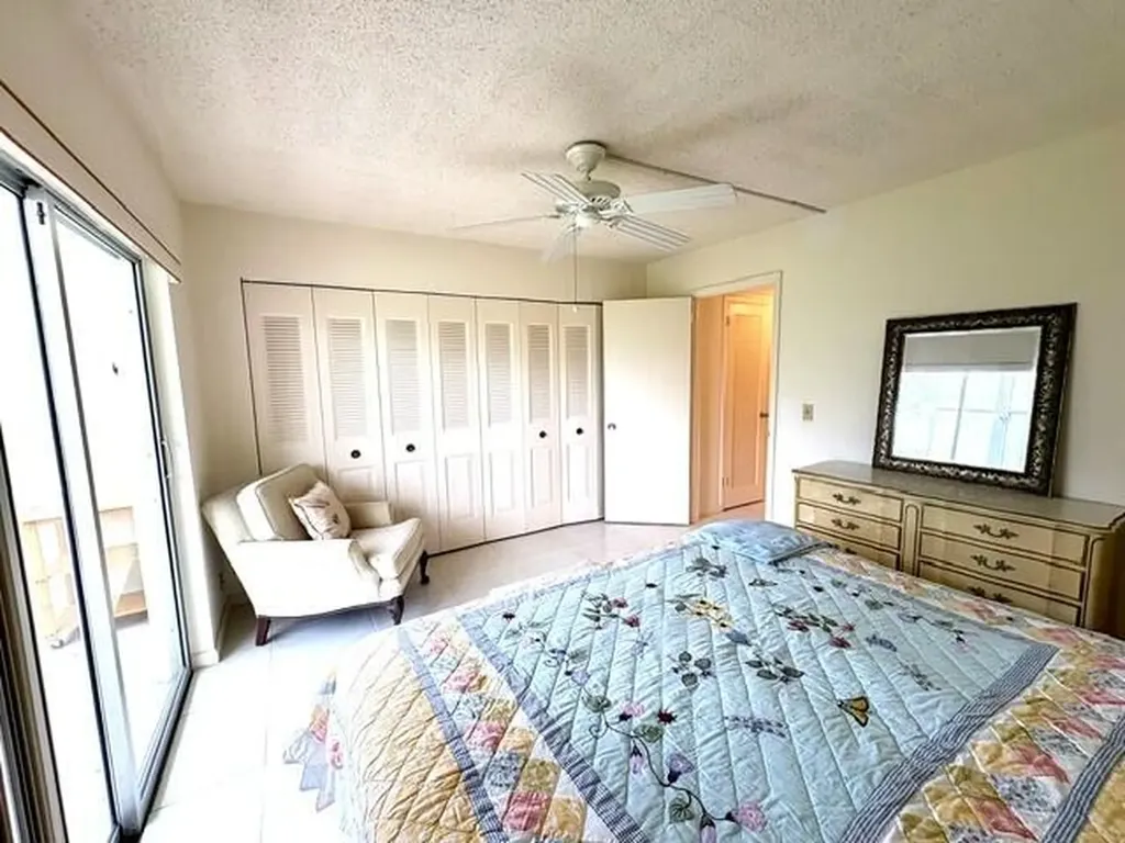 116 Windsor F West Palm Beach FL 33417