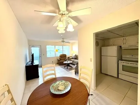 116 Windsor F West Palm Beach FL 33417
