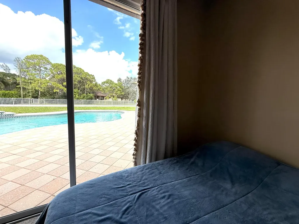 6613 Hall Boulevard The Acreage FL 33470