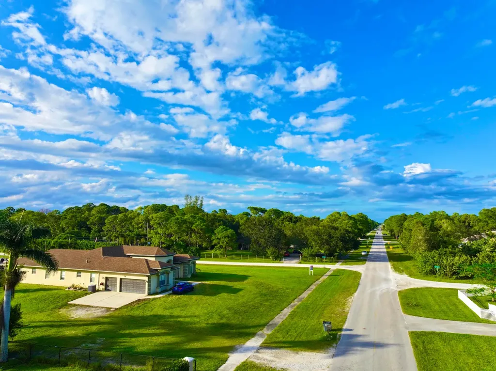 6613 Hall Boulevard The Acreage FL 33470