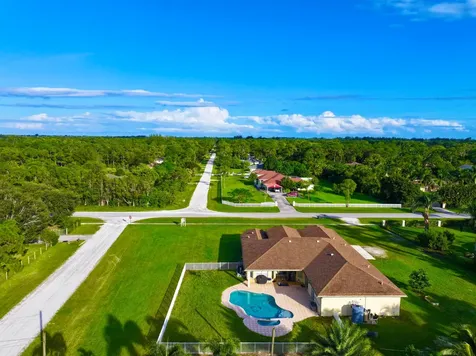 6613 Hall Boulevard The Acreage FL 33470