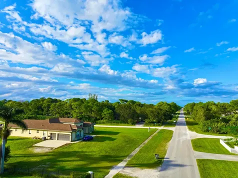6613 Hall Boulevard The Acreage FL 33470