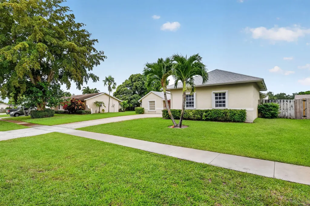 1163 Essex Drive Wellington FL 33414
