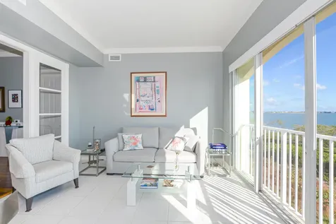 23 Harbour Isle Drive W Fort Pierce FL 34949