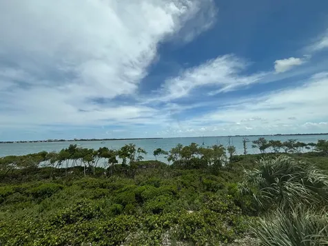 23 Harbour Isle Drive W Fort Pierce FL 34949