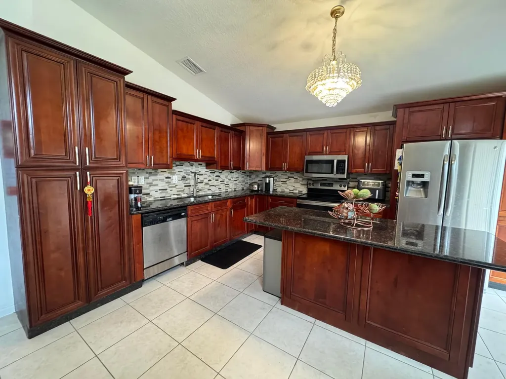 5076 Nautica Lake Circle Greenacres FL 33463