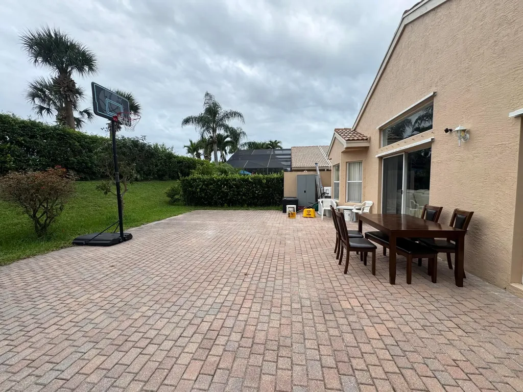 5076 Nautica Lake Circle Greenacres FL 33463