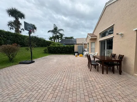 5076 Nautica Lake Circle Greenacres FL 33463