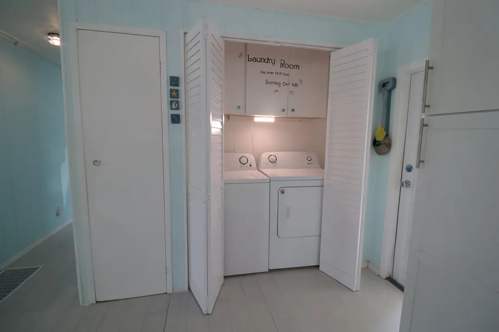 1011 Andros Boynton Beach FL 33436