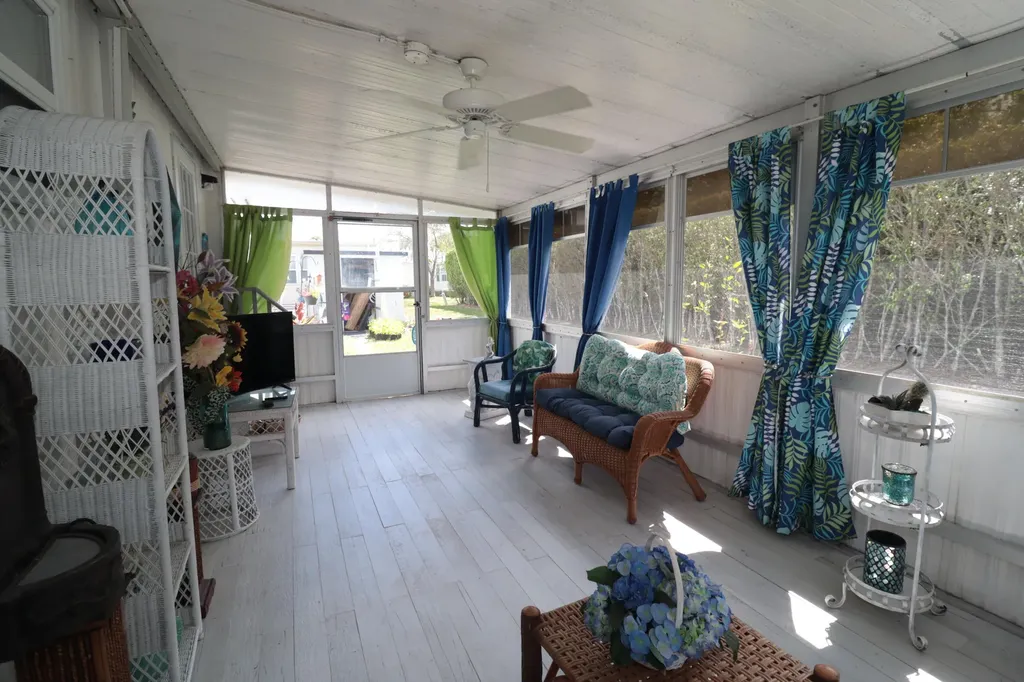 1011 Andros Boynton Beach FL 33436