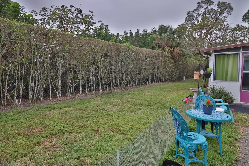 1011 Andros Boynton Beach FL 33436