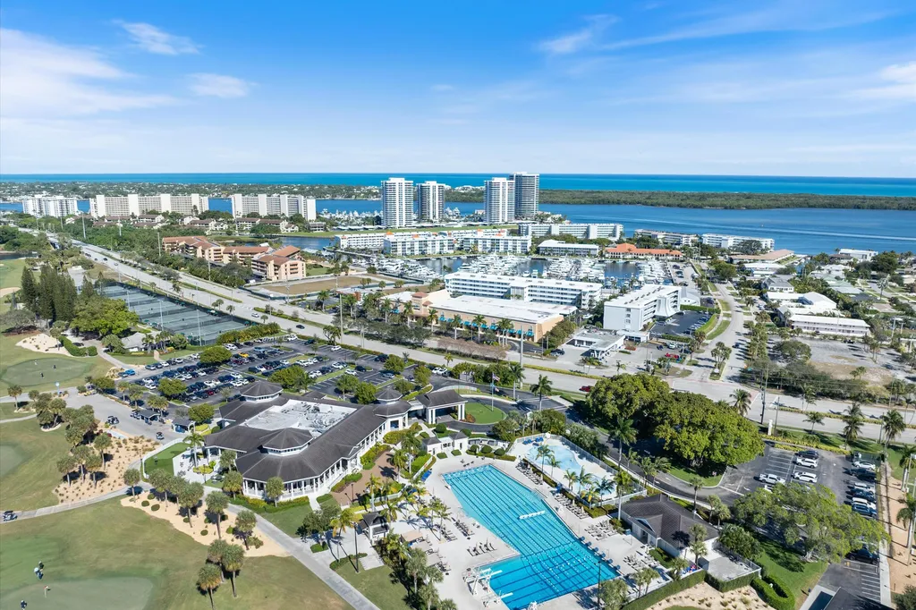 868 Country Club Drive North Palm Beach FL 33408