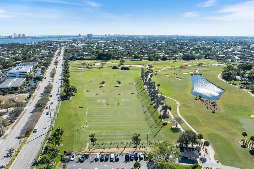 868 Country Club Drive North Palm Beach FL 33408