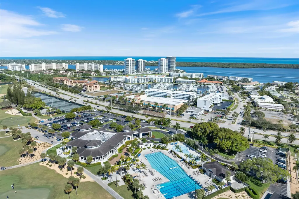 868 Country Club Drive North Palm Beach FL 33408