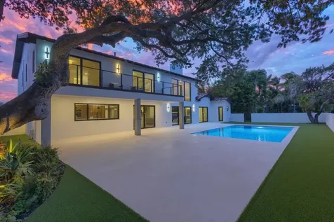 868 Country Club Drive North Palm Beach FL 33408