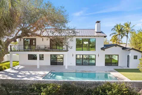 868 Country Club Drive North Palm Beach FL 33408