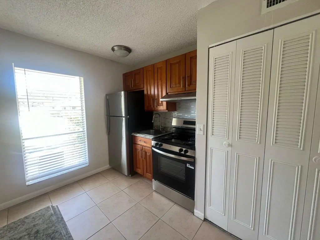 559 NE 48th Street Boca Raton FL 33431