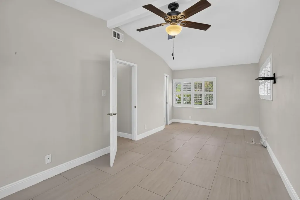 1101 E Country Club Circle Plantation FL 33317