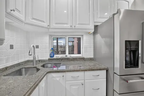 1101 E Country Club Circle Plantation FL 33317