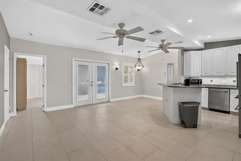 1101 E Country Club Circle Plantation FL 33317