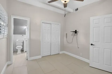 1101 E Country Club Circle Plantation FL 33317
