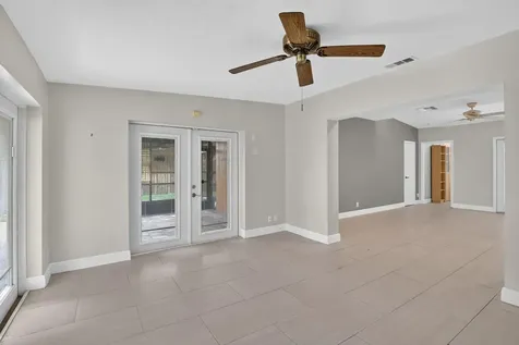 1101 E Country Club Circle Plantation FL 33317