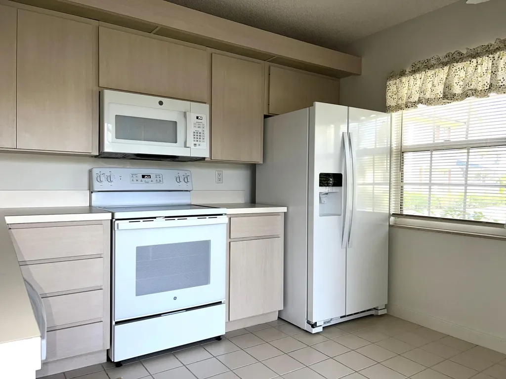 36 Danbury Court Royal Palm Beach FL 33411