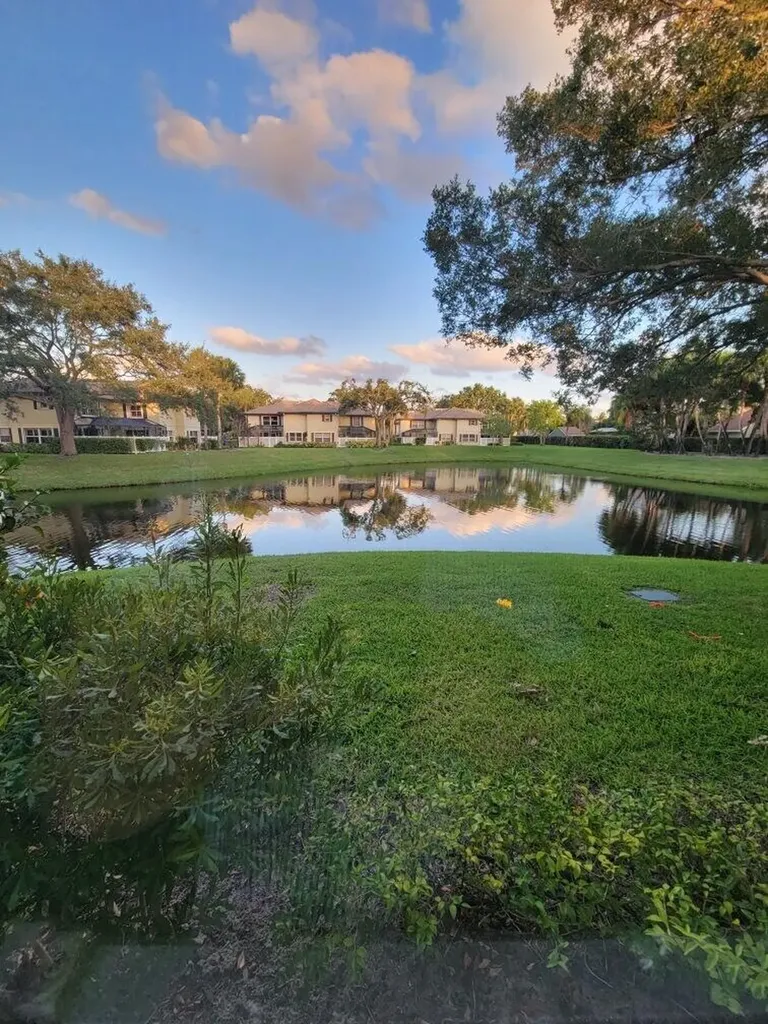 36 Danbury Court Royal Palm Beach FL 33411