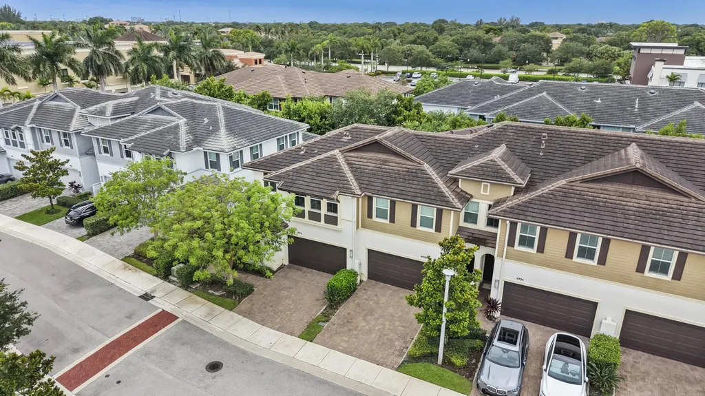 4916 Pointe Midtown Way Palm Beach Gardens FL 33418