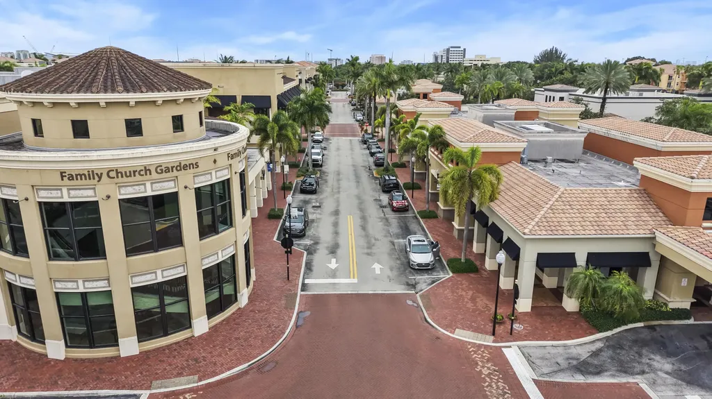 4916 Pointe Midtown Way Palm Beach Gardens FL 33418