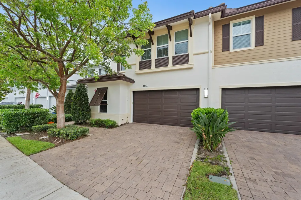 4916 Pointe Midtown Way Palm Beach Gardens FL 33418
