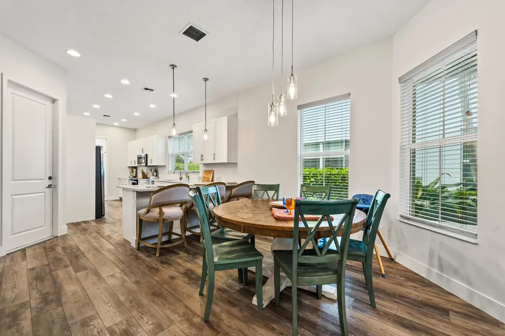 4916 Pointe Midtown Way Palm Beach Gardens FL 33418