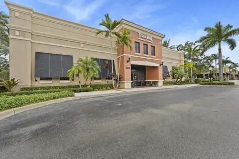4916 Pointe Midtown Way Palm Beach Gardens FL 33418