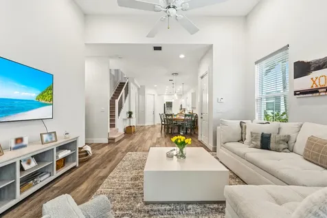 4916 Pointe Midtown Way Palm Beach Gardens FL 33418