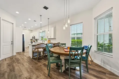 4916 Pointe Midtown Way Palm Beach Gardens FL 33418