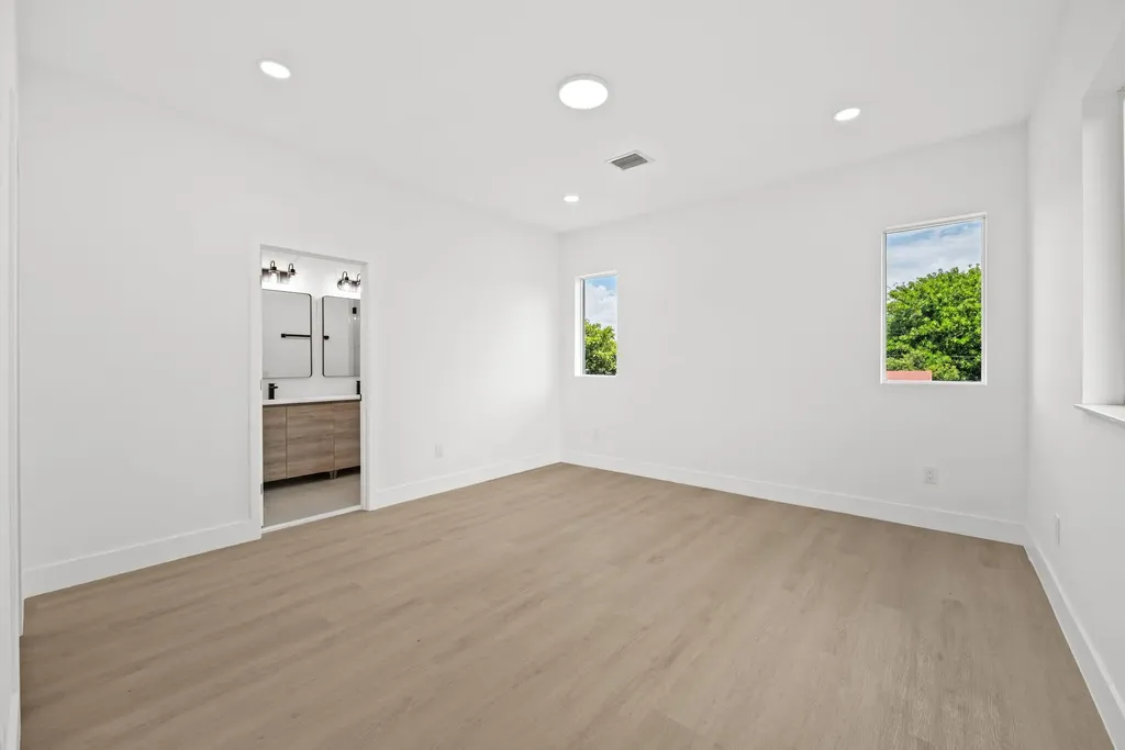 1355 NW 42nd Street Miami FL 33142