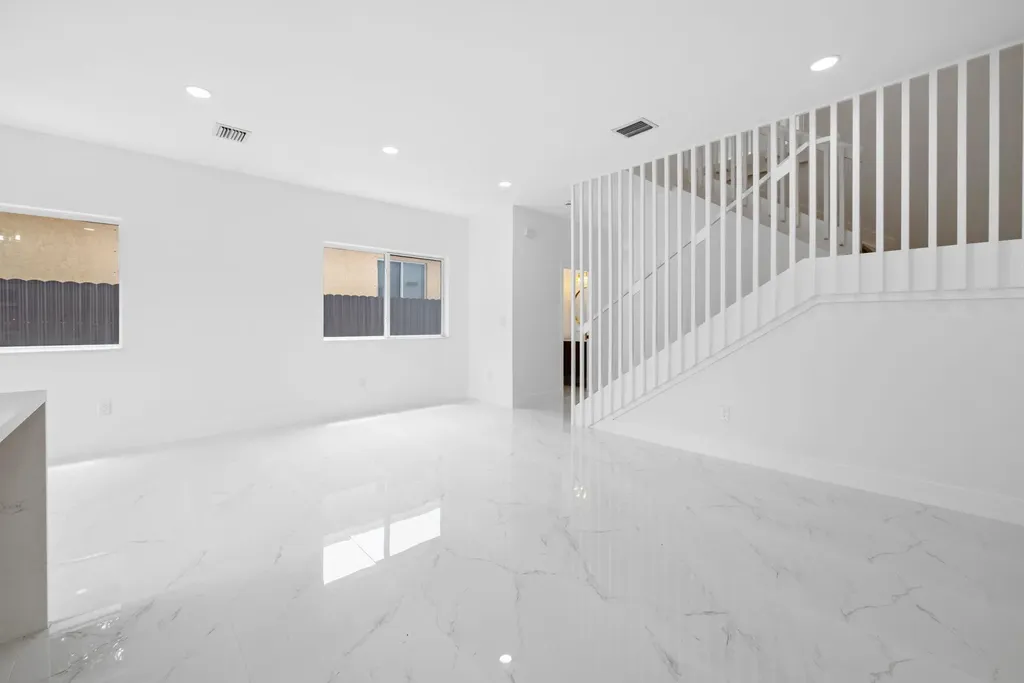 1355 NW 42nd Street Miami FL 33142