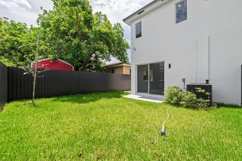 1355 NW 42nd Street Miami FL 33142