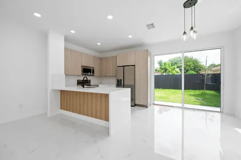 1355 NW 42nd Street Miami FL 33142